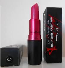 BATOM LADY GAGA NUMERO 02