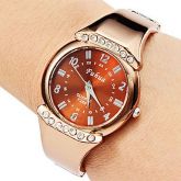 RELOGIO COM STRASS